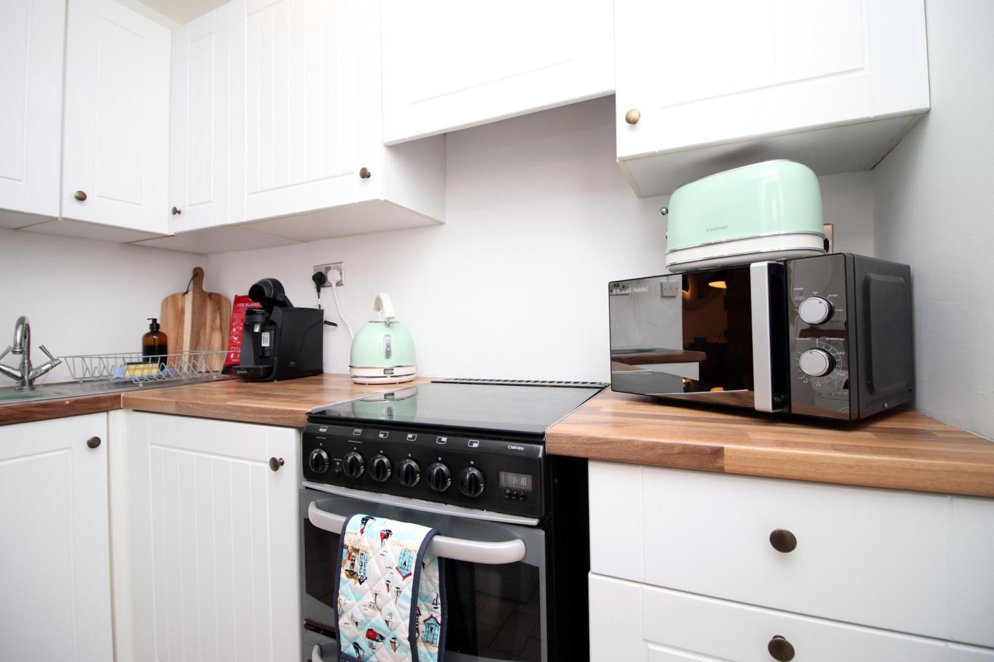 Little Gem In The Mumbles! Fishermans Cottage With Log Burner, Dog Friendly And Welcome Breakfast Hamper! Exterior foto